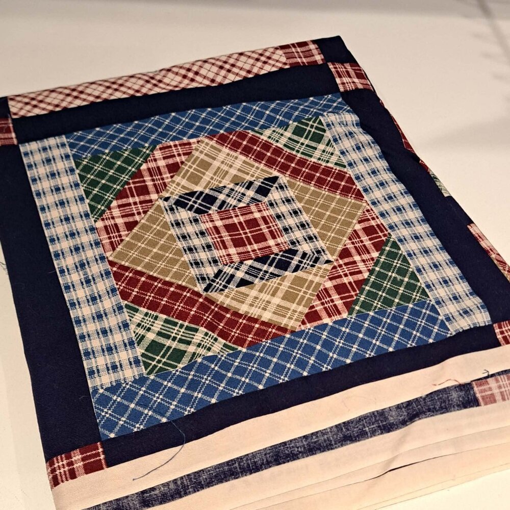 Cranstone Print quilt pinwheel design fabric